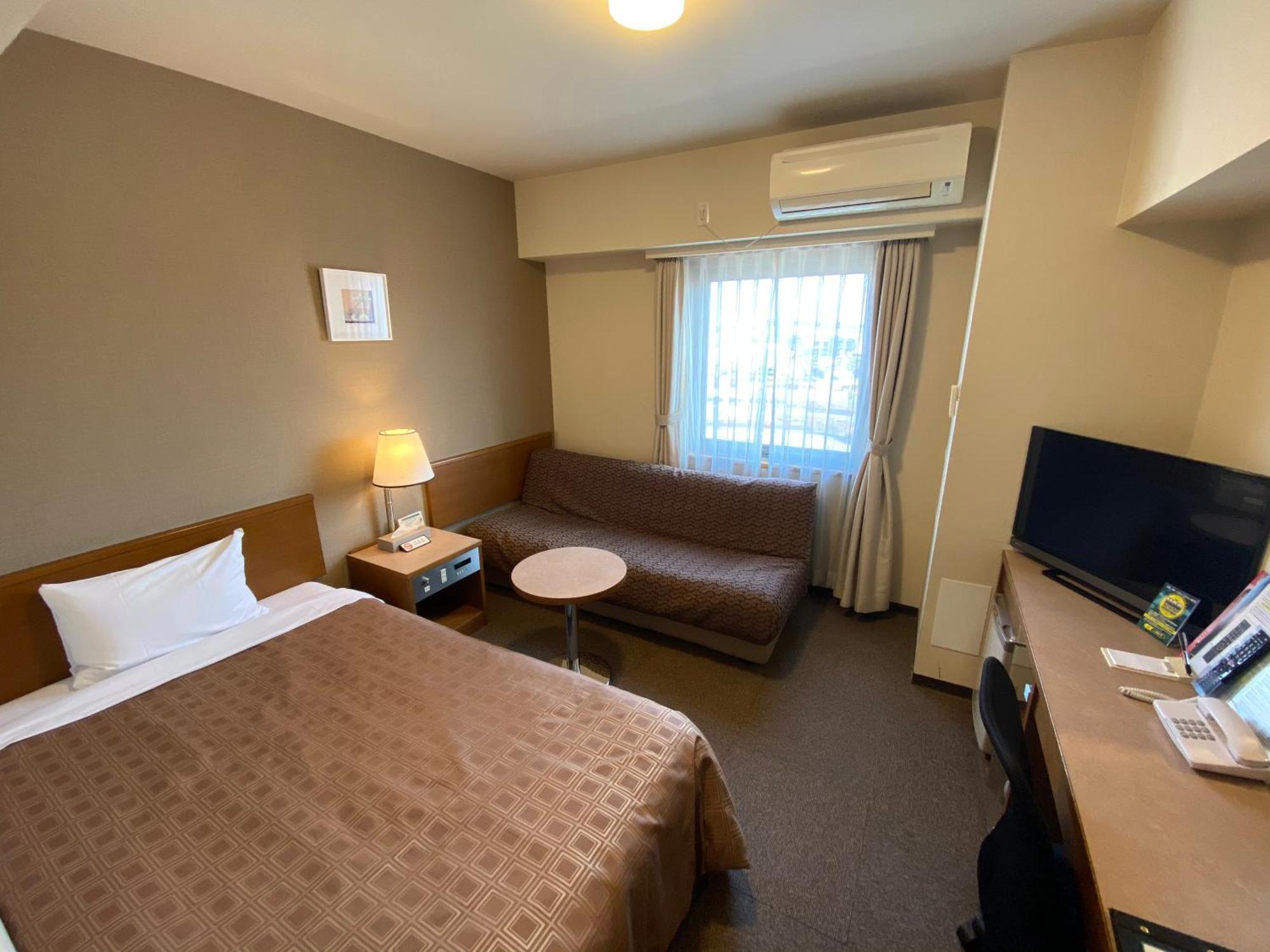 Ryugasaki Plaza Hotel Shinkan Экстерьер фото